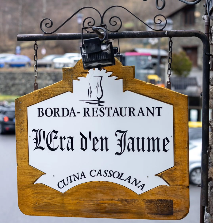 Llorts no és només una destinació, és una experiència que et connecta amb la natura i la tradició; i a L'Era d'en Jaume la nostra gastronomia et fa sentir com a casa 🤍👨‍🍳