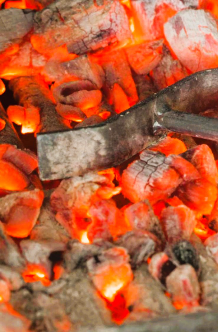LES AUTÈNTIQUES CARNS A LA BRASA D’ERA D’EN JAUME. SABOR QUE ESCAPA DE LA RUTINA. XAI DEL PIRINEU, VEDELLA D’ANDORRA. COMER MUY BIEN EN ORDINO
