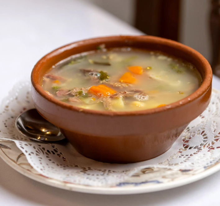 🏔️✨ A l’Era d’en Jaume, la millor Borda d’Ordino ✨🏔️i la millor Sopa del Món. Hi ha llocs que enamoren per l’entorn… i d’altres que ho fan pel que hi passa a taula. A l’Era d’en Jaume, tenim la sort de reunir-ho tot: tradició, calidesa i aquella cuina de muntanya que reconforta des de la primera cullerada. 🍲 La nostra sopa, considerada per molts la millor del món, és un d’aquells plats que abracen, que recorden la casa de l’àvia i que fan que la gent torni una vegada i una altra. Feta amb paciència, producte de proximitat i l’essència d’una de les millors bordes d’Ordino. Si busques autenticitat, sabor i un racó on el temps sembla anar més a poc a poc… aquí t’hi sentiràs com a casa. 📍 Era d’en Jaume – Llorts, Ordino   ✨ Tradició, muntanya i bona cuina. #EraDenJaume #Llorts #Ordino #CuinaDeMuntanya #BordaAndorrana #SopaDeLaBona #AndorraGastronòmica