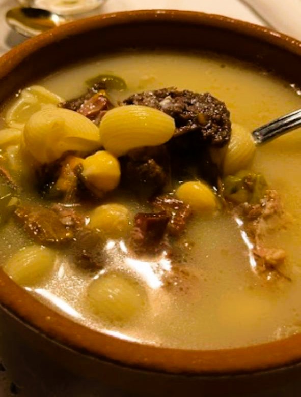 A l’Era d’en Jaume, l’hivern té gust d’Olla del Padrí. La nostra sopa més estimada, aquella que escalfa l’ànima i et fa sentir com a casa, torna a ser la protagonista dels dies freds.